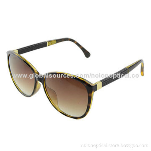 2014 Newest Design Sunglasses with Polaroid Lens in Tortoise